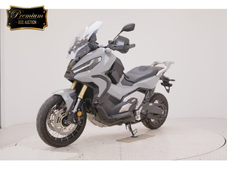 Мотоцикл Honda X-ADV750-2 з пробігом 5806 km