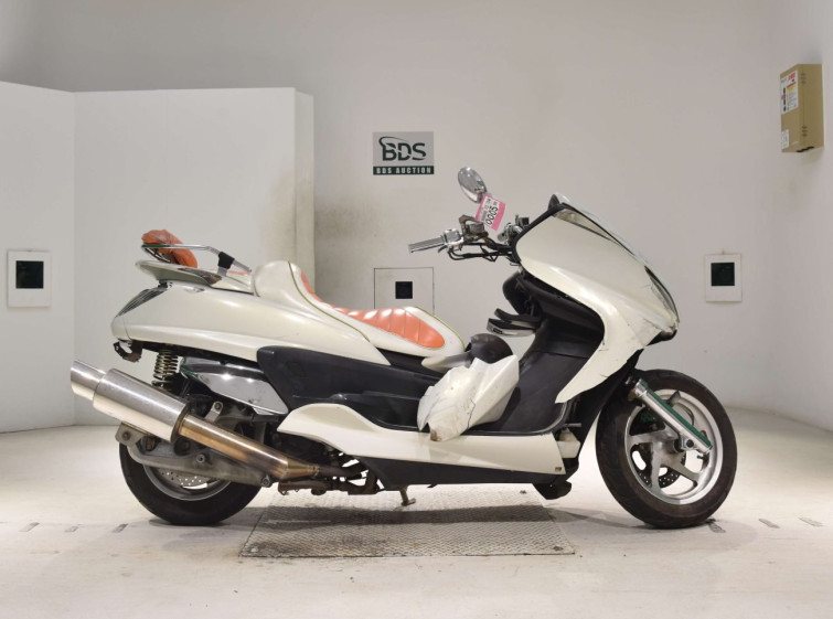 Мотоцикл Yamaha MAJESTY 250 с пробегом 19458 km