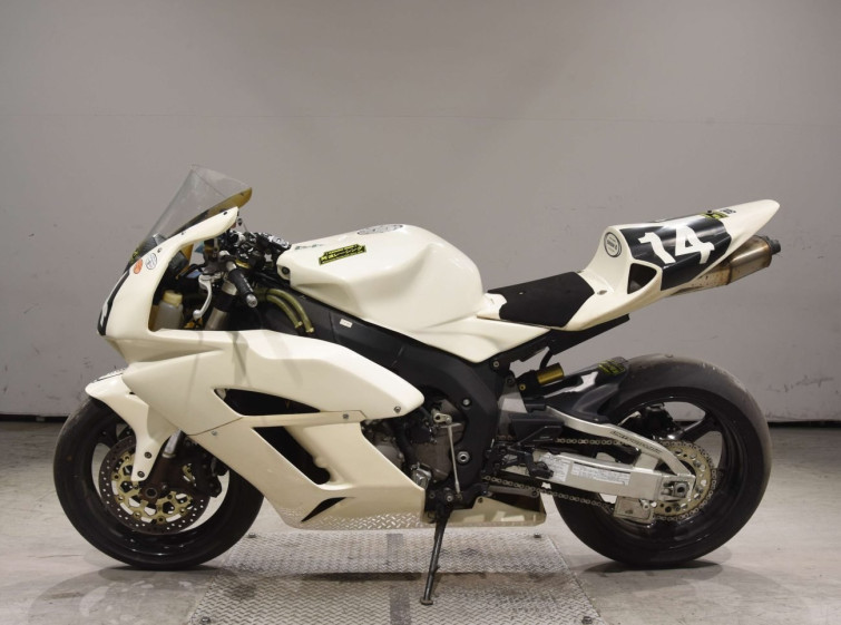 Мотоцикл Honda CBR1000RR з пробігом 2765 km