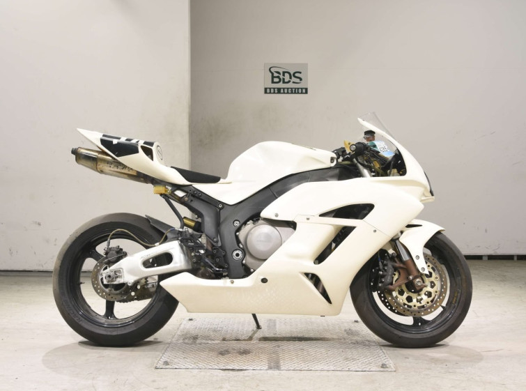 Мотоцикл Honda CBR1000RR з пробігом 2765 km