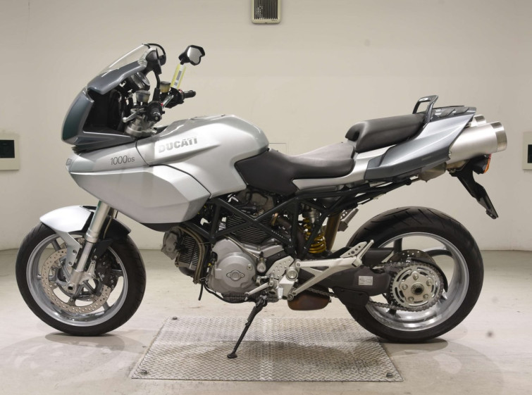 Мотоцикл Ducati MULTISTRADA 1000S с пробегом 2993 km