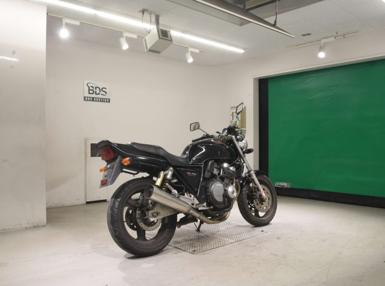 Мотоцикл Honda CB400SF з пробігом 28097 km