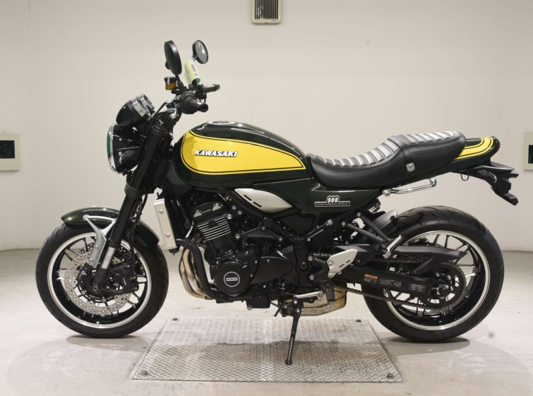 Мотоцикл Kawasaki Z900RS з пробігом 2321 km