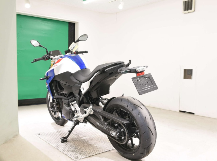 Мотоцикл BMW F900R з пробігом 249 km