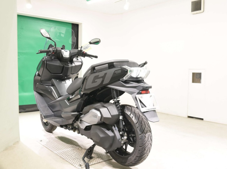 Мотоцикл BMW C400GT з пробігом 1264 km