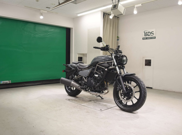 Мотоцикл Kawasaki ELIMINATOR400-3 с пробегом 138 km