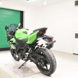 Мотоцикл Kawasaki NINJA400 з пробігом 4044 km