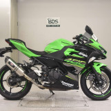 Мотоцикл Kawasaki NINJA400 з пробігом 4044 km