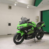Мотоцикл Kawasaki NINJA400 з пробігом 4044 km