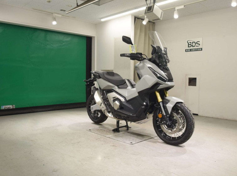 Мотоцикл Honda X-ADV750-2 з пробігом 6 km