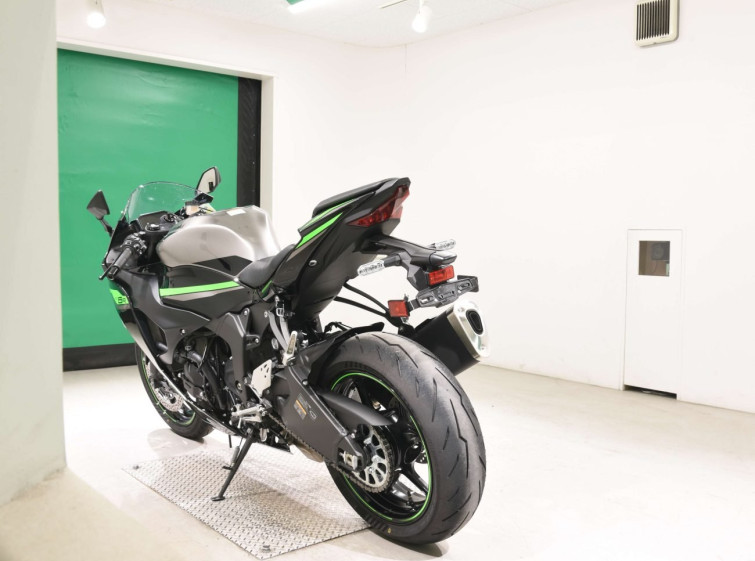 Мотоцикл Kawasaki ZX-6RA з пробігом 358 km