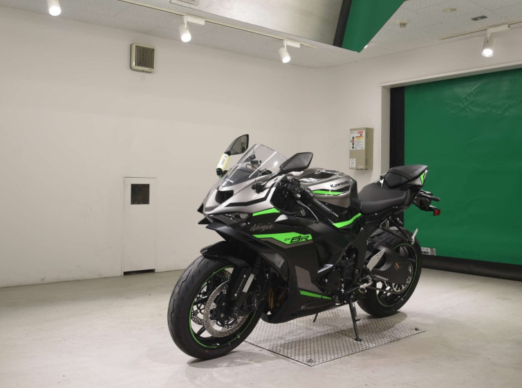 Мотоцикл Kawasaki ZX-6RA з пробігом 358 km