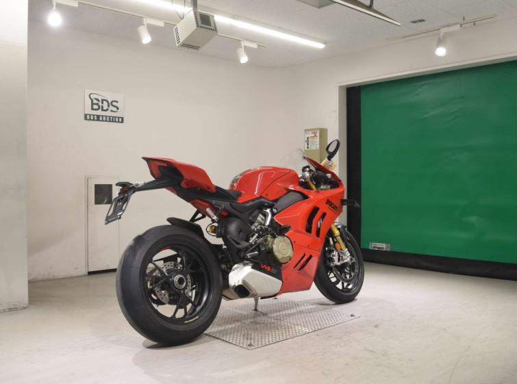 Мотоцикл Ducati PANIGALE V4S с пробегом 1378 km