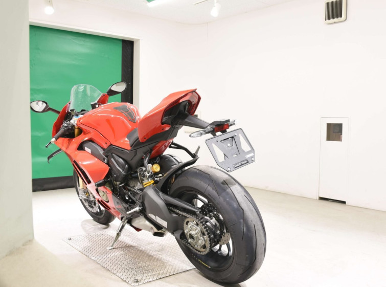 Мотоцикл Ducati PANIGALE V4S с пробегом 1378 km