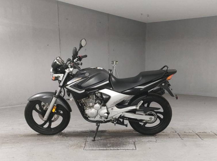 Мотоцикл Yamaha YBR250 з пробігом 11143 km