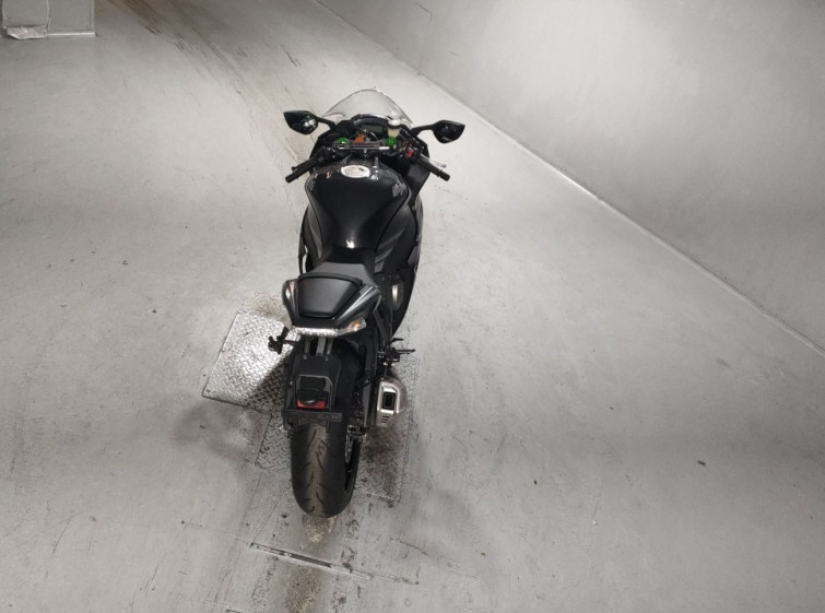 Мотоцикл Kawasaki NINJA ZX-10R з пробігом 3456 km