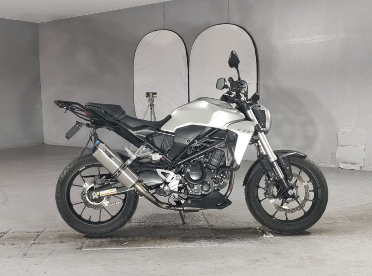 Мотоцикл Honda CB250R з пробігом 19403 km