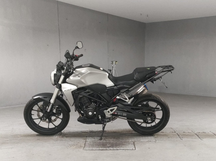 Мотоцикл Honda CB250R з пробігом 19403 km