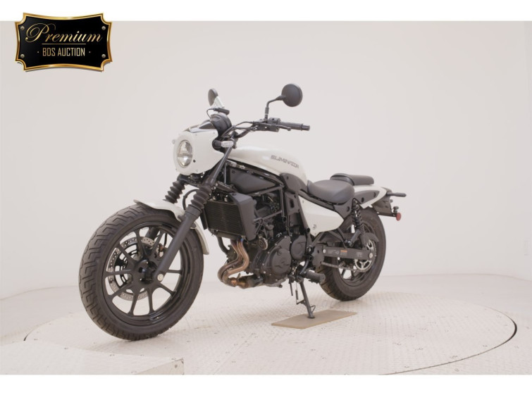 Мотоцикл Kawasaki ELIMINATOR400-3SE з пробігом 824 km