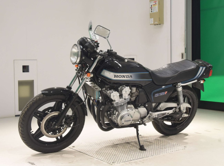 Мотоцикл Honda CB750SF з пробігом 15155 km