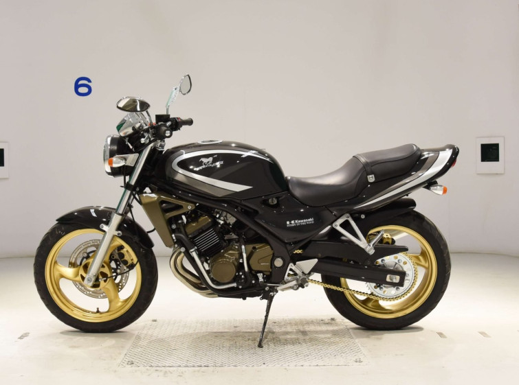 Мотоцикл Kawasaki BALIUS ZR250 з пробігом 2104 km