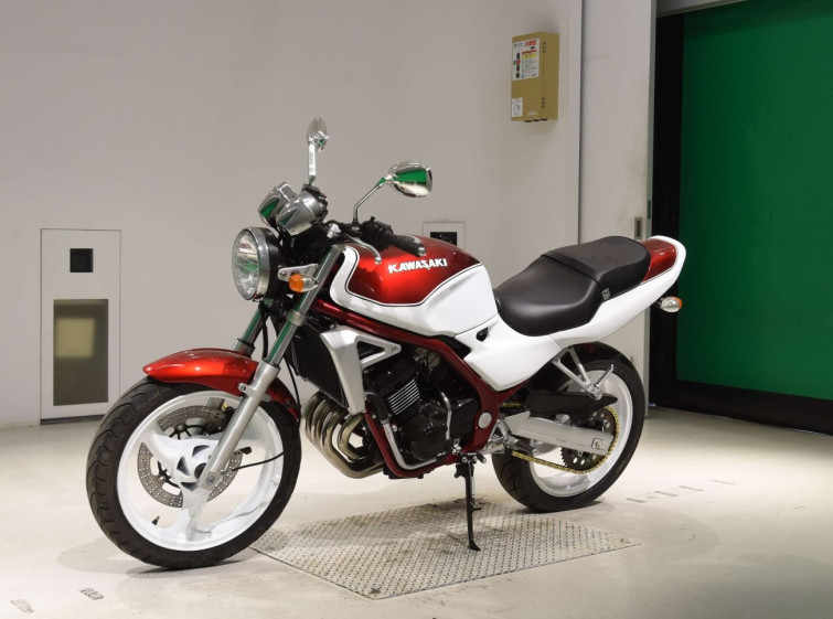 Мотоцикл Kawasaki BALIUS ZR250 з пробігом 6557 km