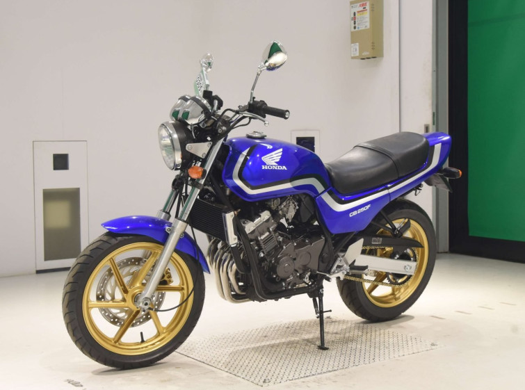 Мотоцикл Honda JADE CB250 з пробігом 4137 km