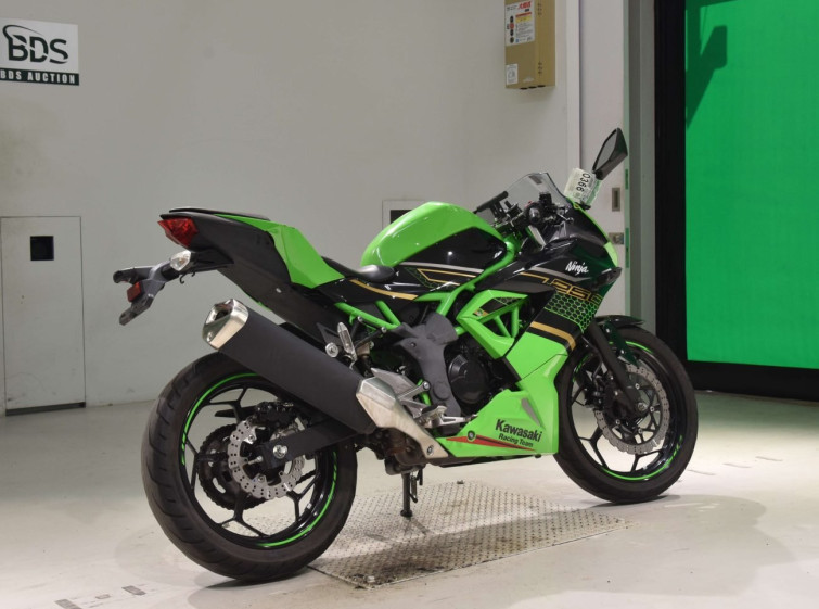 Мотоцикл Kawasaki NINJA250