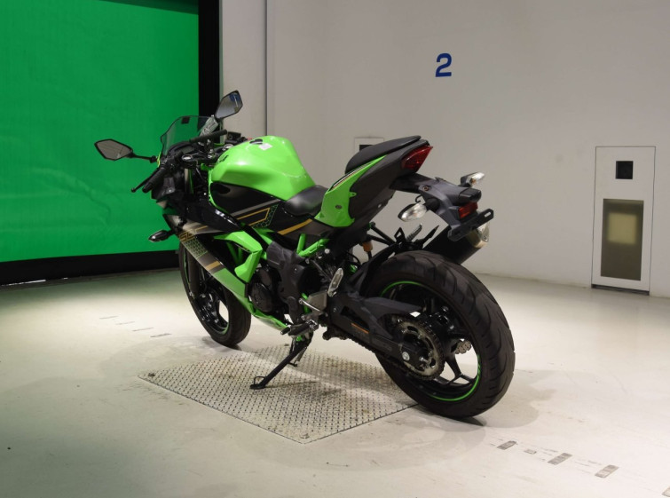 Мотоцикл Kawasaki NINJA250