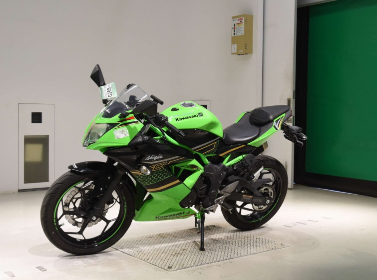 Мотоцикл Kawasaki NINJA250