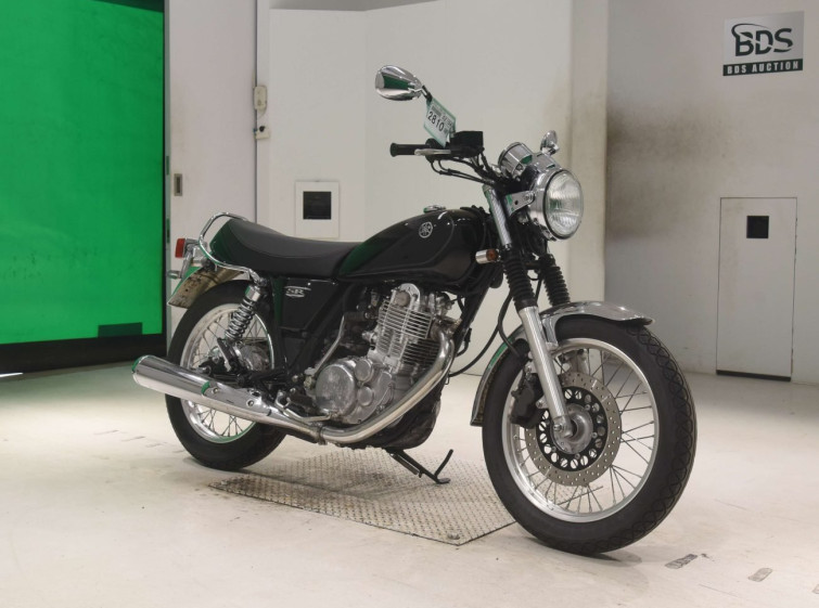 Мотоцикл Yamaha SR400 з пробігом 1959 km