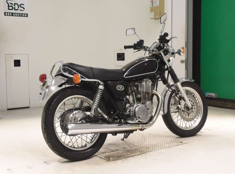 Мотоцикл Yamaha SR400 с пробегом 28651 km