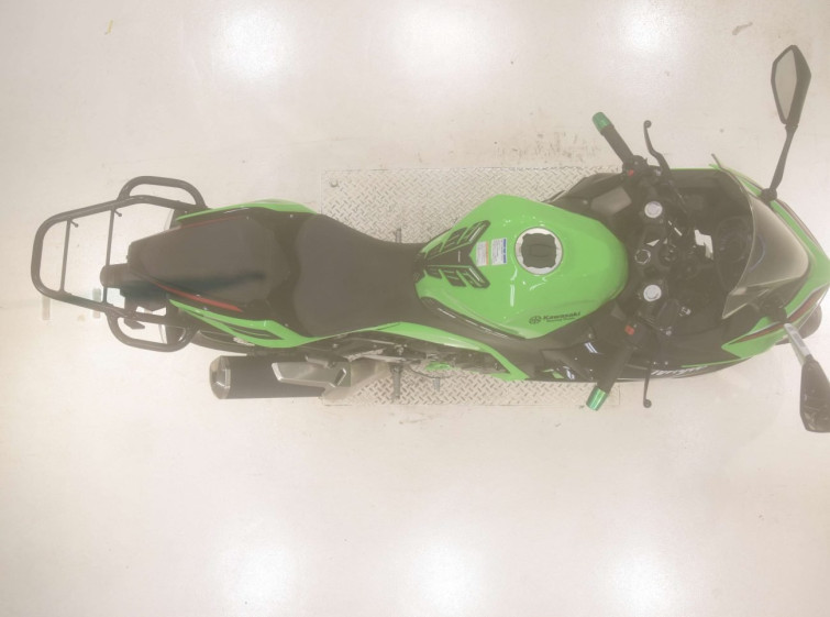 Мотоцикл Kawasaki NINJA400 з пробігом 4900 km