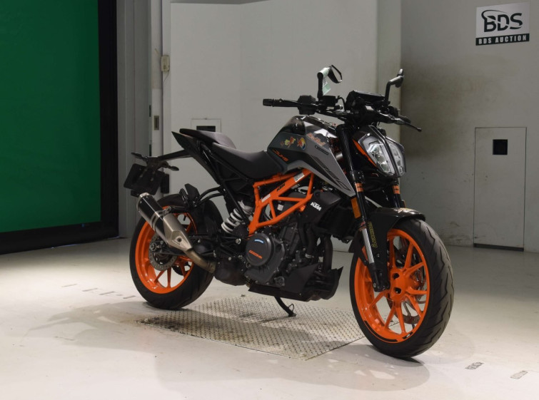 Мотоцикл KTM 390 DUKE с пробегом 10471 km