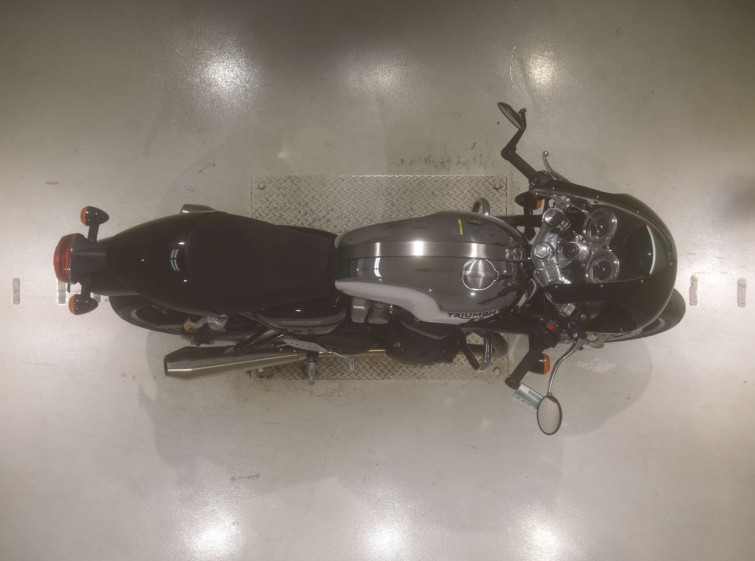 Мотоцикл Triumph THRUXTON 1200 RS с пробегом 2997 km