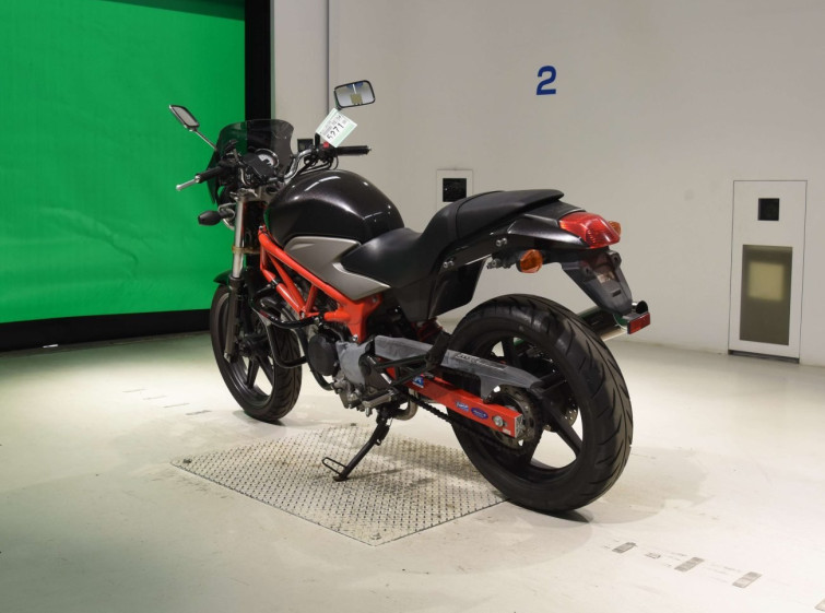 Мотоцикл Honda VTR250 з пробігом 23359 km