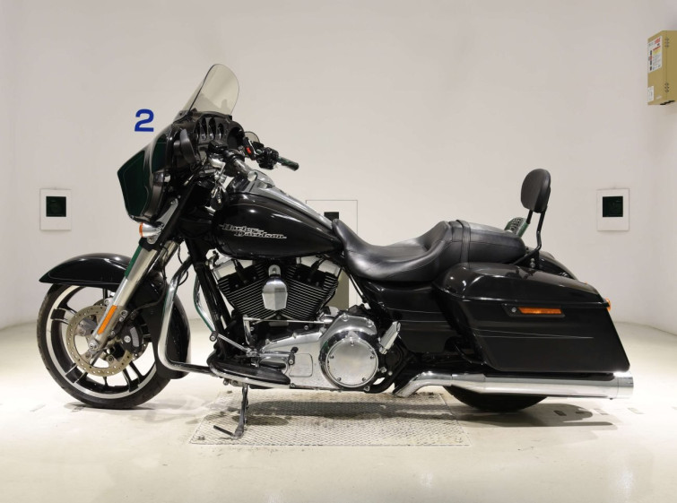 Мотоцикл HD SREET GLIDE FLHXS1690 з пробігом 15276 km