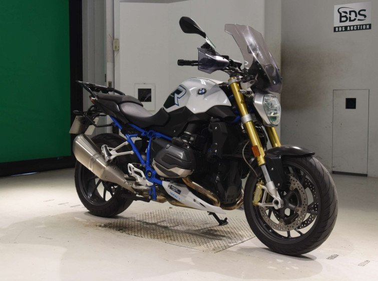 Мотоцикл BMW R1200R з пробігом 27074 km