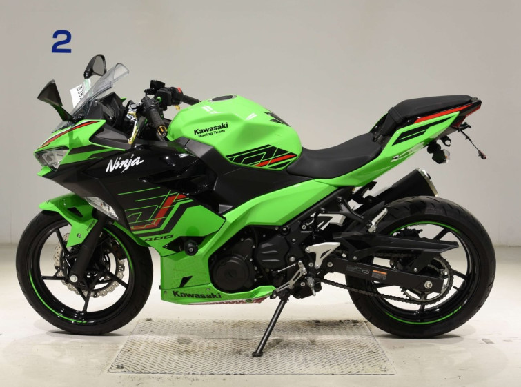 Мотоцикл Kawasaki NINJA400 с пробегом 9180 km