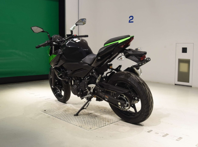 Мотоцикл Kawasaki Z250 с пробегом 1122 km