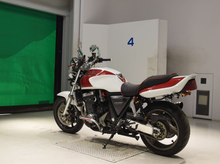 Мотоцикл Honda CB1000SF з пробігом 19472 km