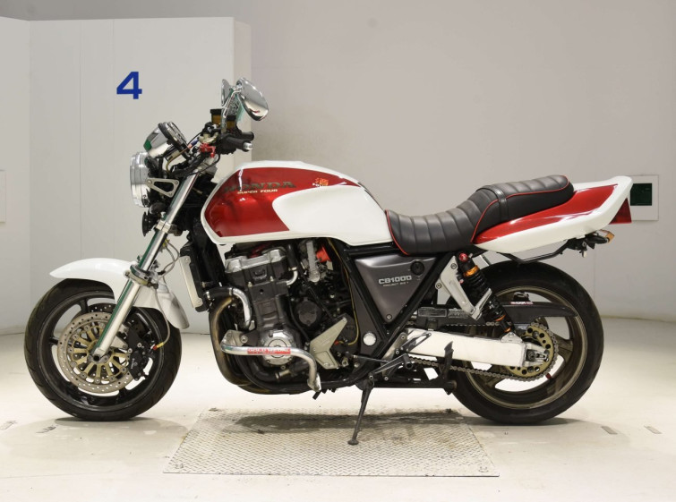 Мотоцикл Honda CB1000SF з пробігом 19472 km