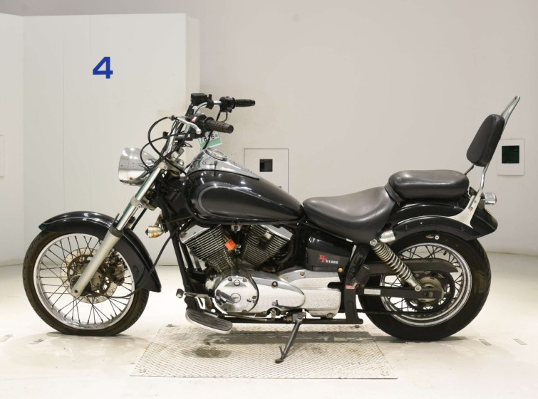Мотоцикл Yamaha DRAGSTAR XVS250 з пробігом 37727 km
