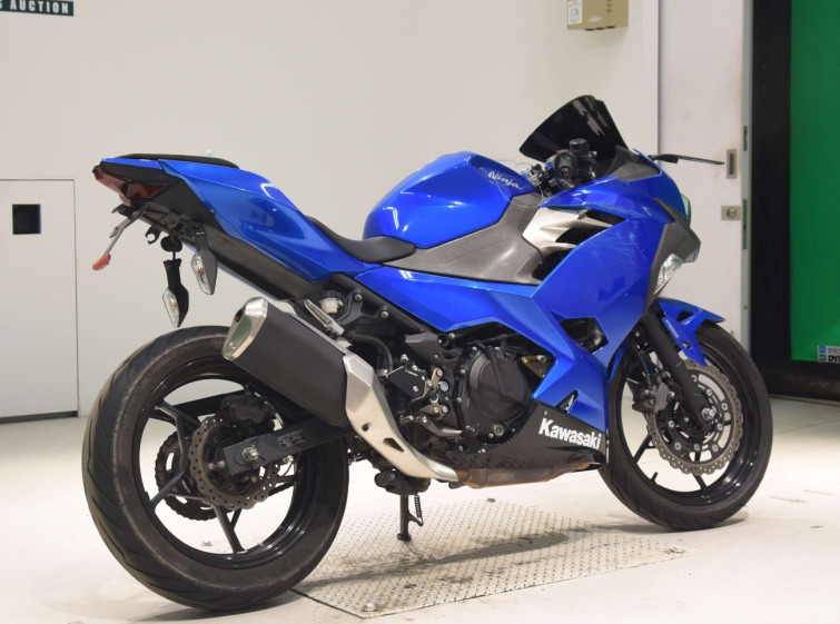 Мотоцикл Kawasaki NINJA250 с пробегом 43372 km