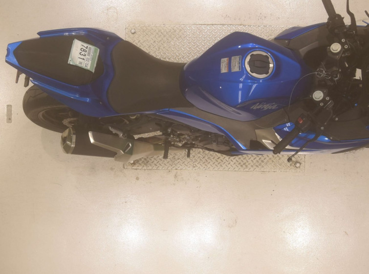 Мотоцикл Kawasaki NINJA250 с пробегом 43372 km