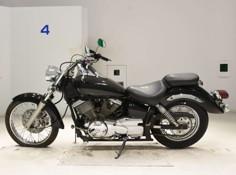 Мотоцикл Yamaha DRAGSTAR XVS250 з пробігом 23320 km
