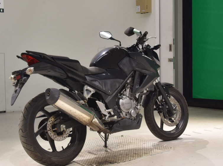 Мотоцикл Honda CB250F з пробігом 5916 km