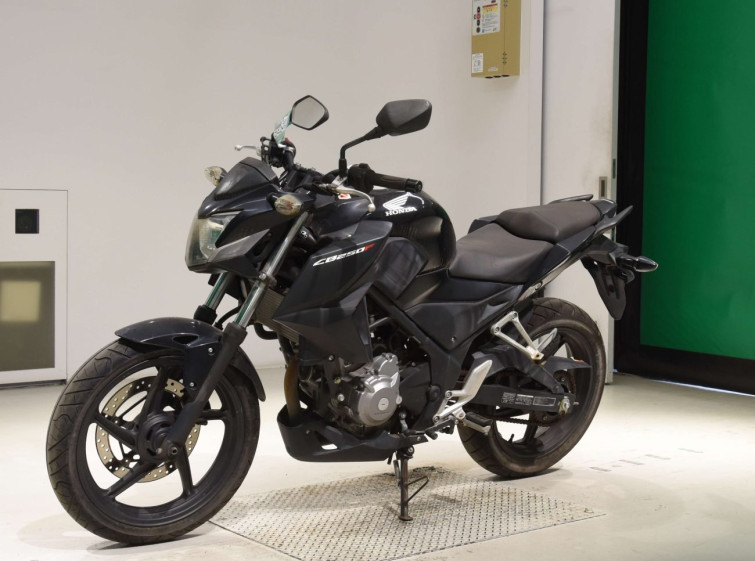 Мотоцикл Honda CB250F з пробігом 5916 km