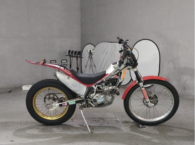 Мотоцикл Honda RTL250F