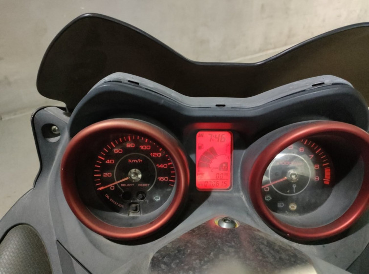 Мотоцикл Yamaha X-MAX250 с пробегом 70615 km